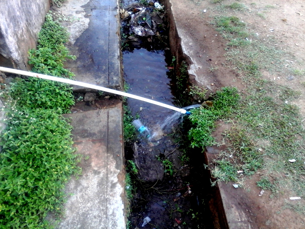 ಮೂಡಿಗೆರೆ ಪಪಂ ನಿರ್ಲಕ್ಷ: ಕುಡಿಯುವ ನೀರು ಪೋಲು